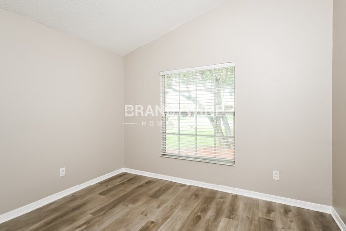 Building Photo - 1003 Dorking Way