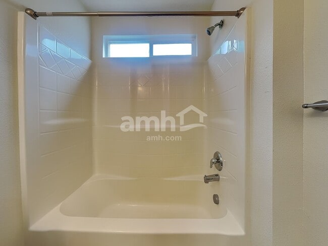 Building Photo - 6651 S Acacia Ave