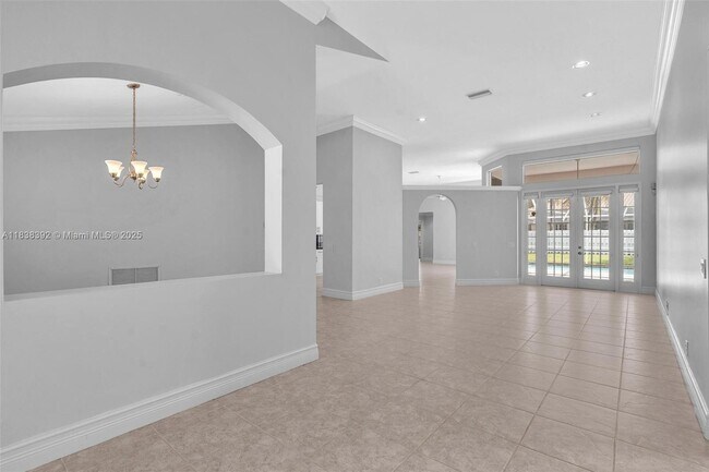 Building Photo - 794 Lake Blvd