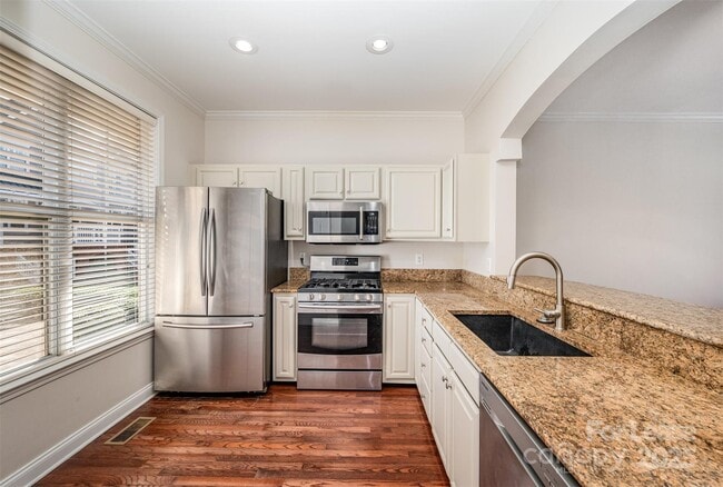 Building Photo - 847 Clarkson Mill Ct