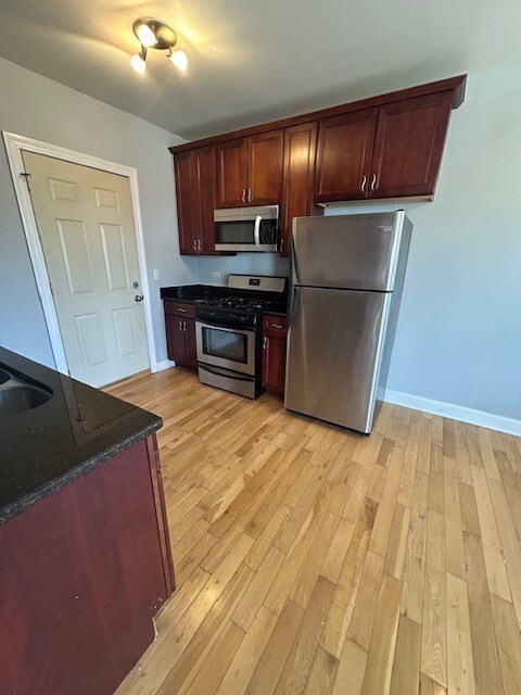 Building Photo - 2900 N Kolmar Ave