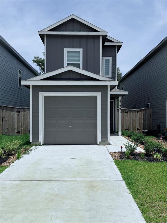 Building Photo - 21321 Carosella Dr
