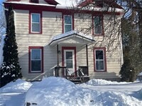 Building Photo - 7 Wells Ave