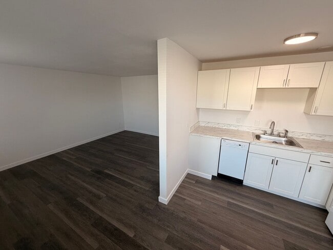 Building Photo - Adorable 2 Bed, 1 Bath in Medical Lake!