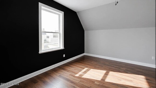 Building Photo - Lease to Own