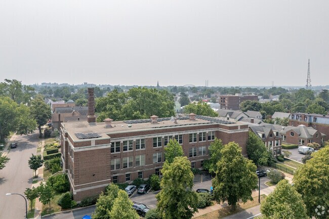 Building Photo - 257 Lafayette Center Lofts