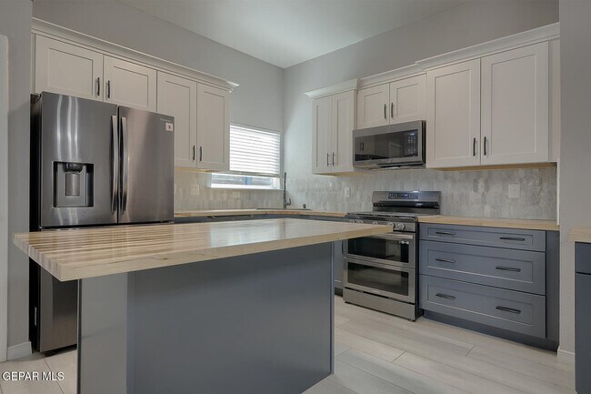 Building Photo - 4917 Marcella Santillana