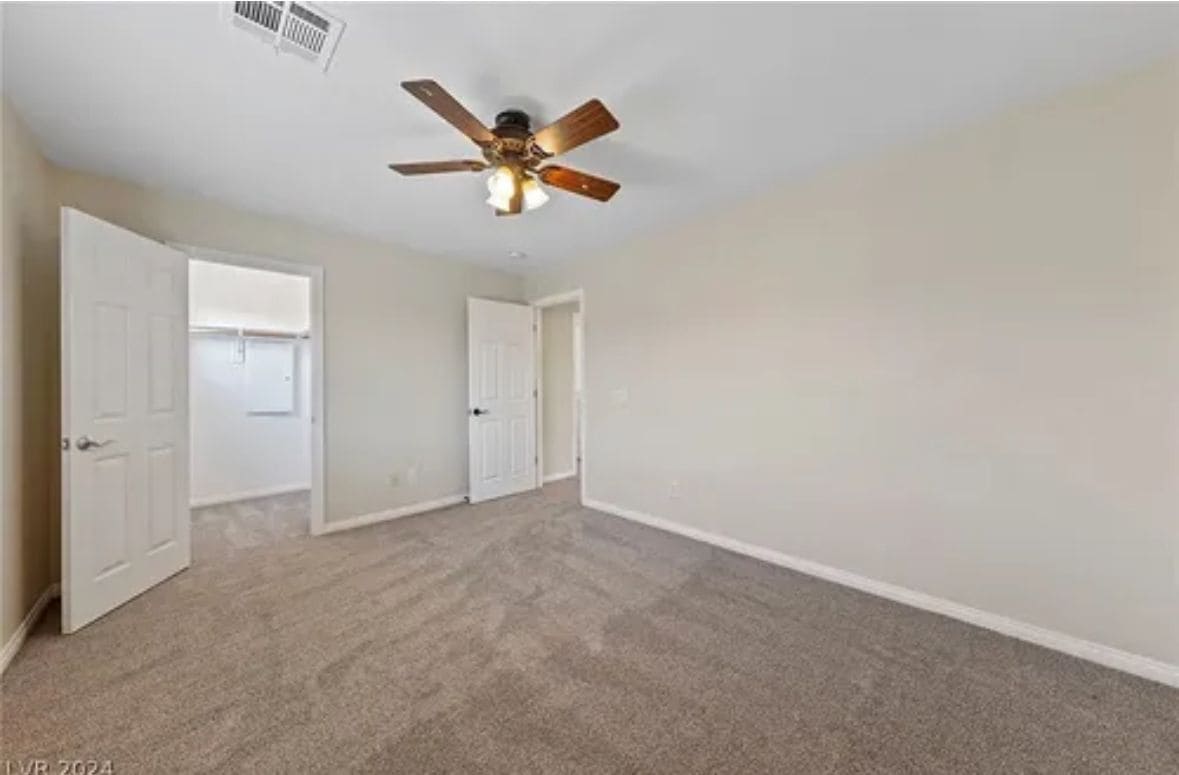 Building Photo - 9474 Van Halen Ln