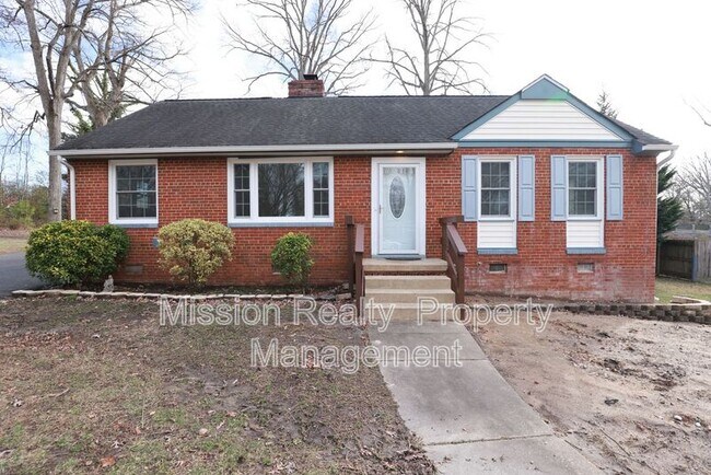 Building Photo - 8707 Mapleton Rd