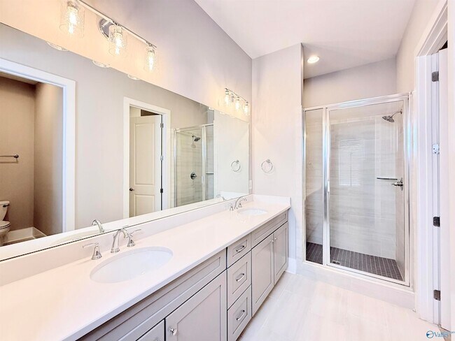 Building Photo - 190 Kearny St