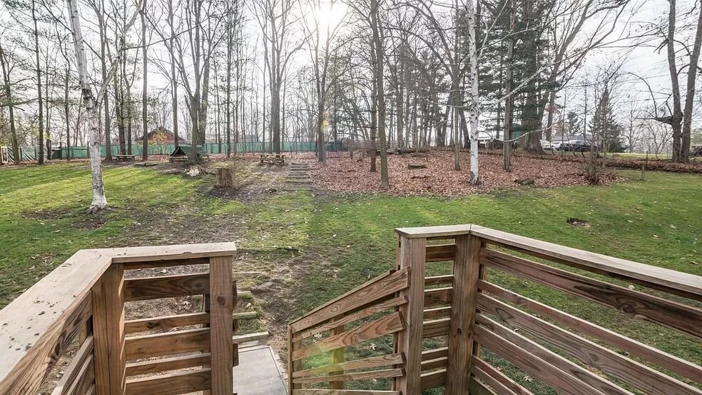 Back Yard - 5010 Bolla Rd