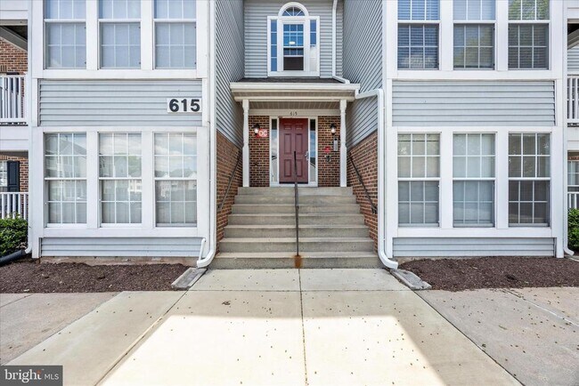 Building Photo - 615 Himes Ave