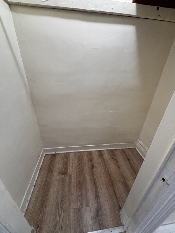 Building Photo - 228 Adams St