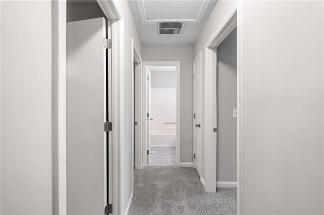 Building Photo - 112 Woodberry Ct