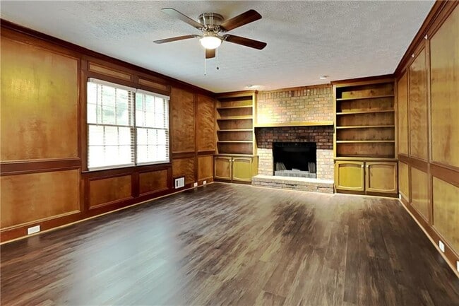 Building Photo - 3651 Mountain Cove Rd