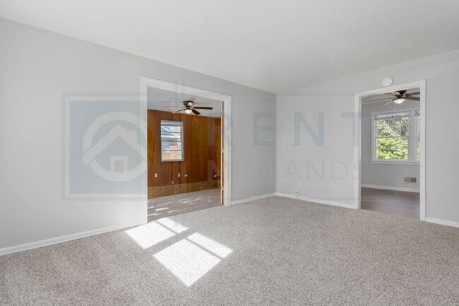 Building Photo - Updated 3/1 in Blythewood