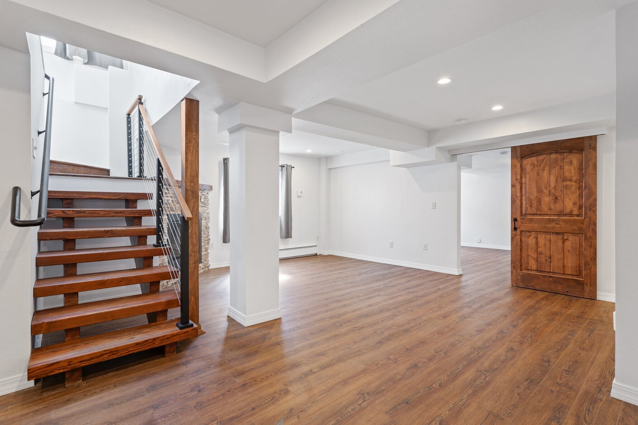 Building Photo - 6 W Brookside St