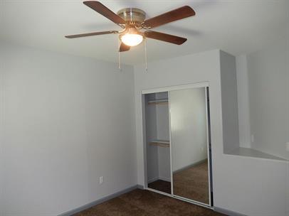 Building Photo - 3402 E Flower St