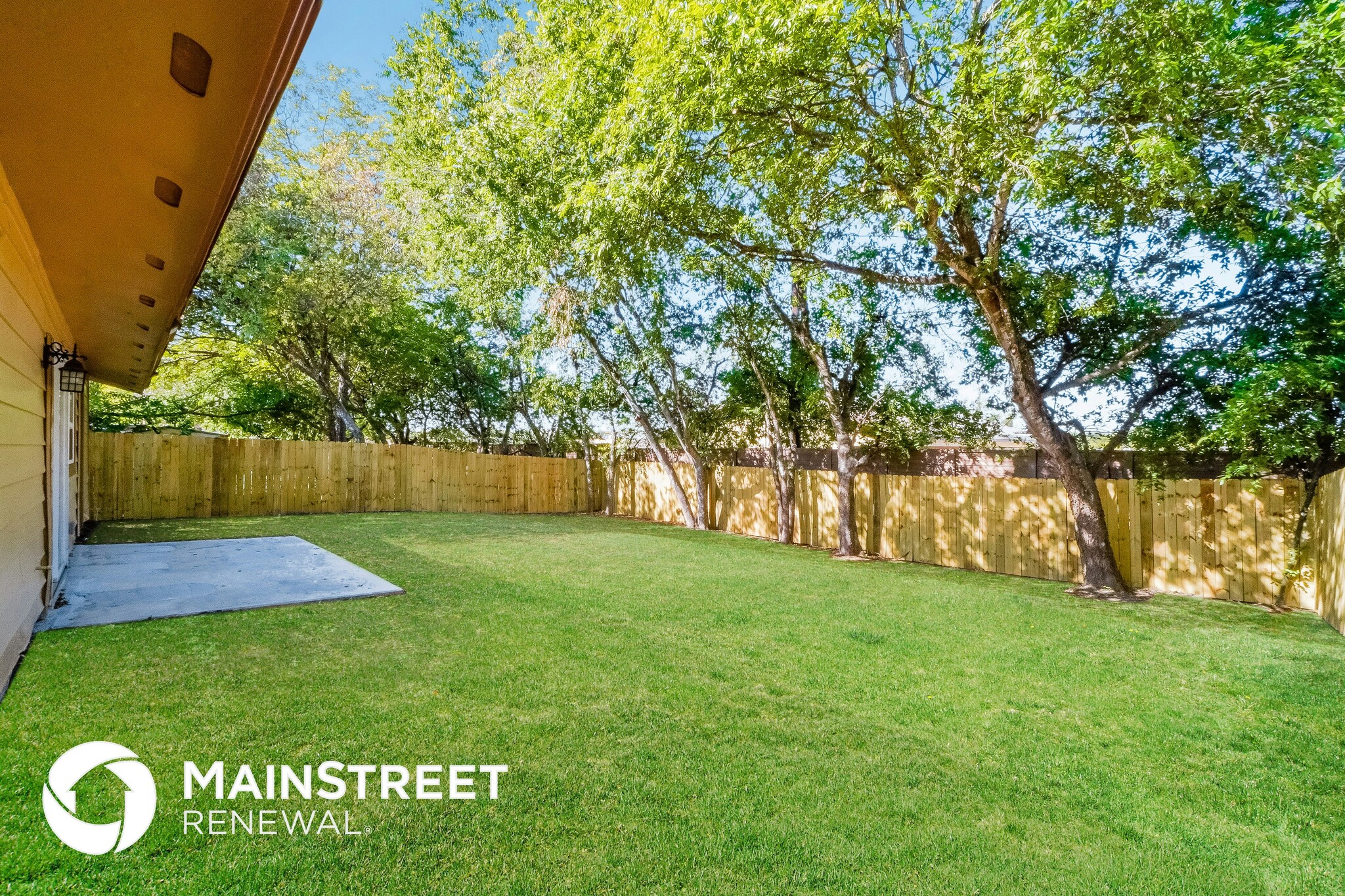 Building Photo - 7331 Glen Heights