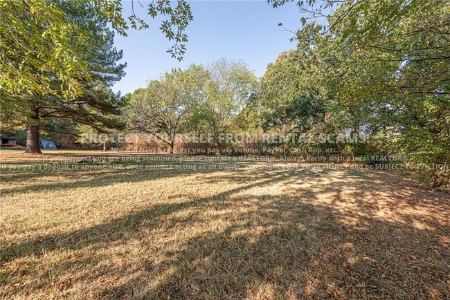 Building Photo - 1323 Garland Ave