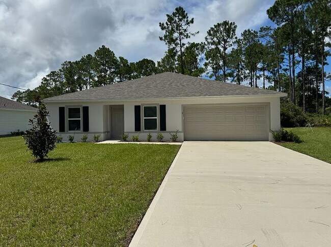 Primary Photo - 5 Upland Pl