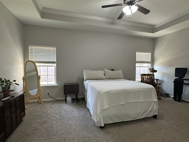 Building Photo - 27 Dove Run Dr