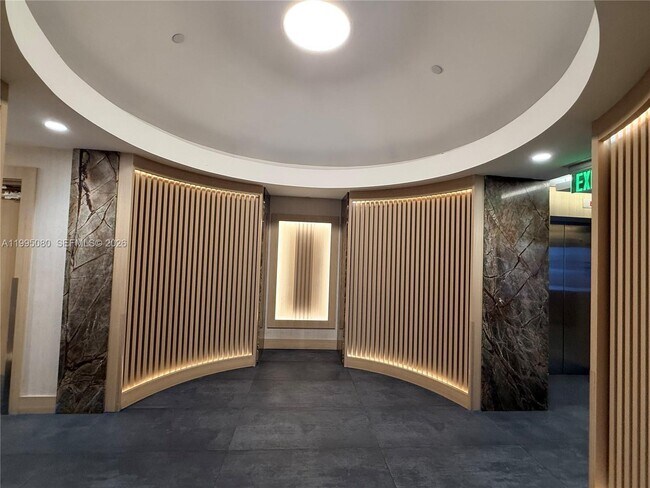 Building Photo - 90 SW 3rd St