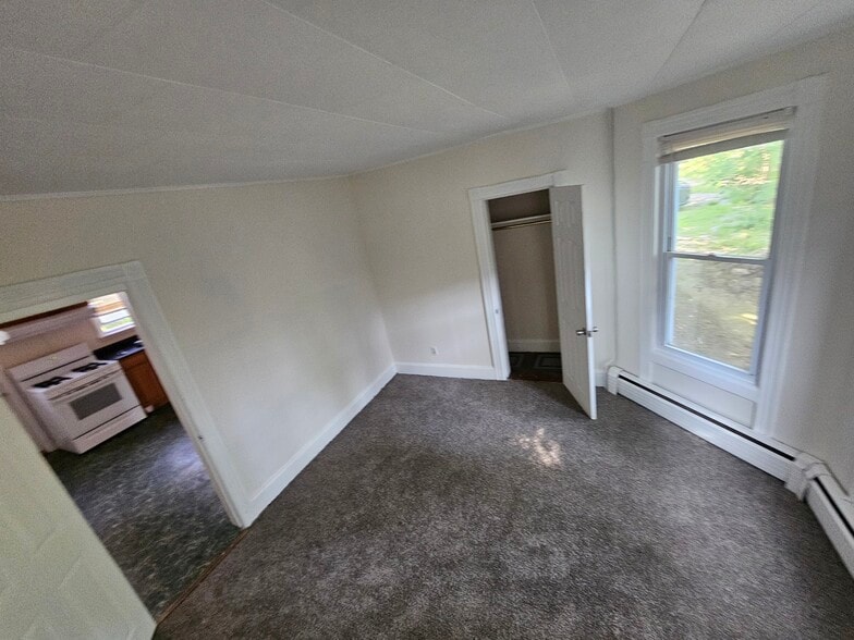 Bedroom view 2 - 3 White St
