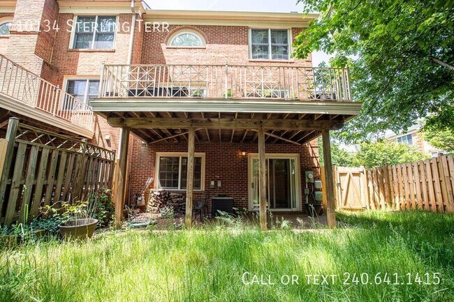 Building Photo - 10134 Sterling Terrace