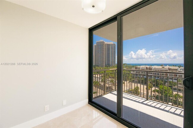 Building Photo - 3031 N Ocean Blvd
