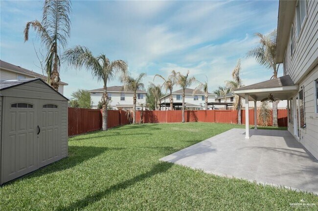 Building Photo - 41 San Fabian St