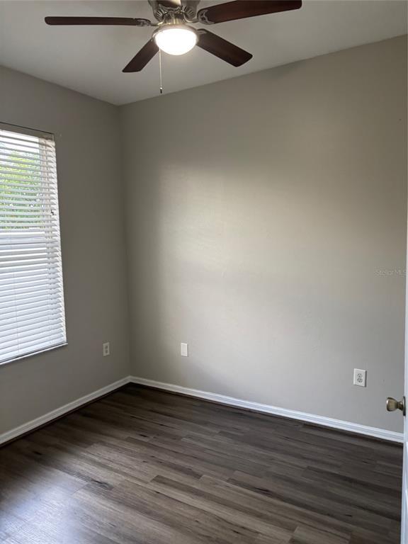 Building Photo - 7416 Lago De Oro
