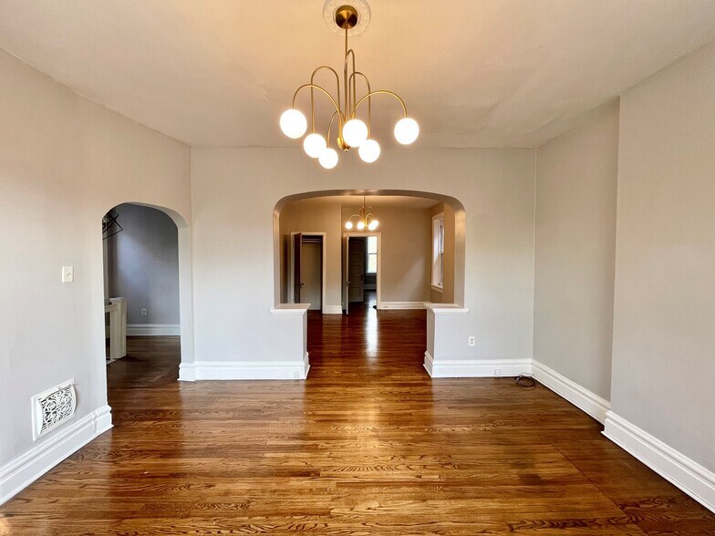 Front Living Room - 3455 Hartford St