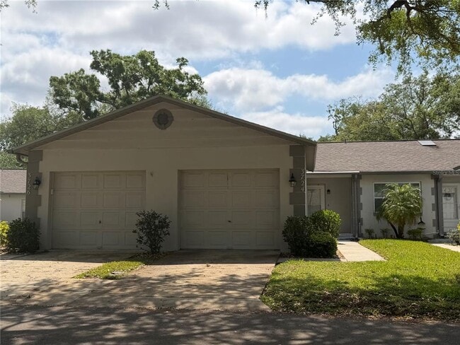 Building Photo - 3724 River Oaks Ct