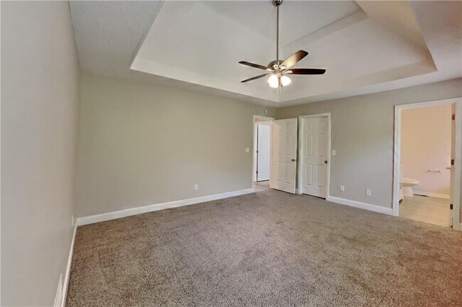 Building Photo - 3820 Pheasant Run Trce