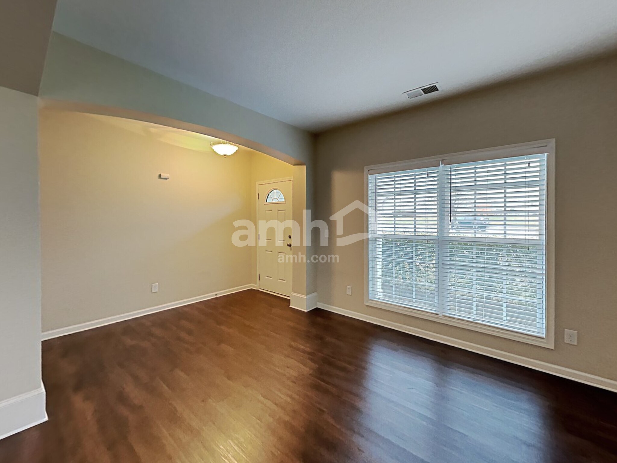 Building Photo - 2607 Swansong Ln