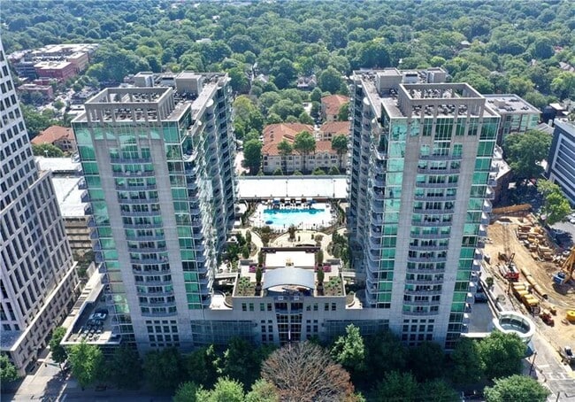 Building Photo - 923 Peachtree St NE
