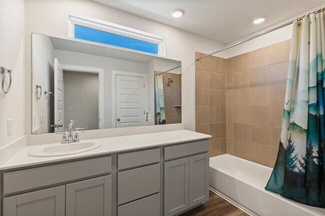 Building Photo - 7103 Travertine Spring Dr