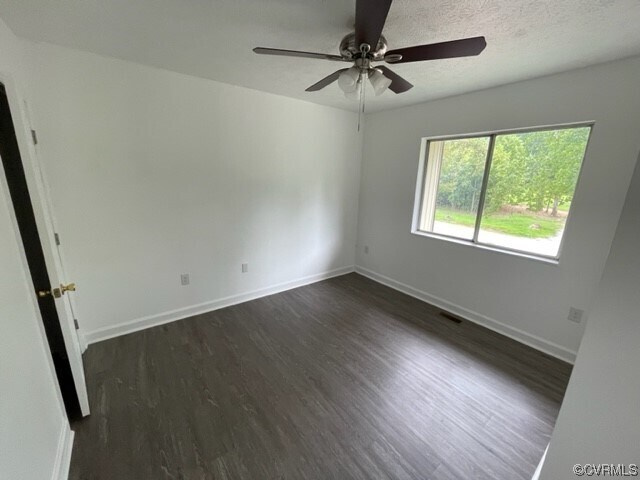 Building Photo - 2486 Mountain View Rd