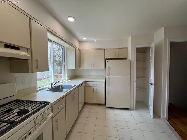 Building Photo - 25 S Norwood Rd