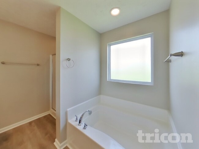 Building Photo - 1109 Shallowbrook Trail S