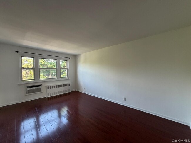 Building Photo - 32-20 56th St