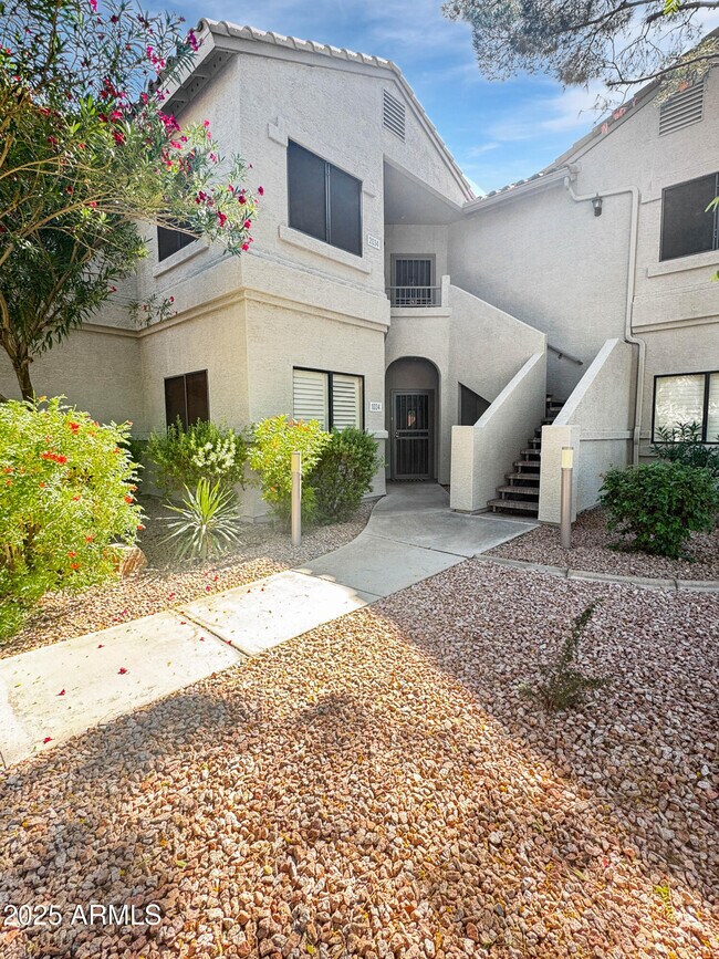 Building Photo - 9455 E Raintree Dr