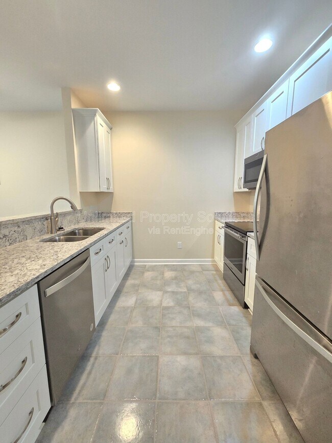 Building Photo - 5813 Wrightsville Ave