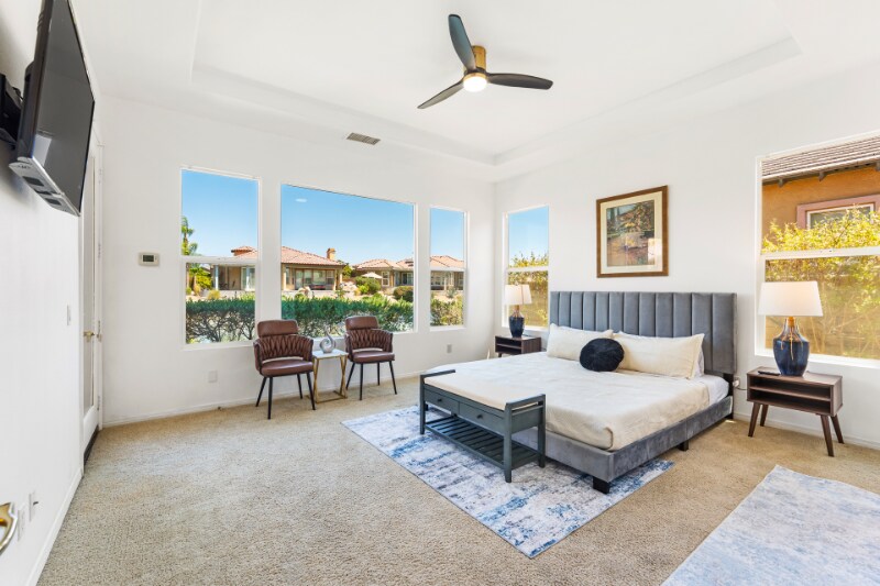 Building Photo - 65 Shoreline Dr