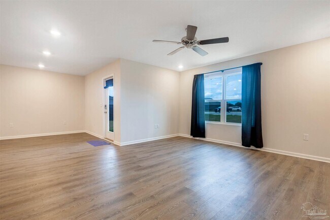 Building Photo - 2850 Patriot Ridge Dr