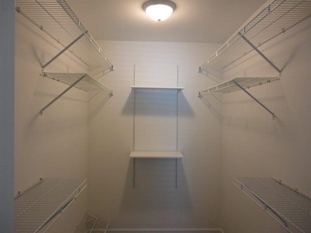 Building Photo - 626 David St