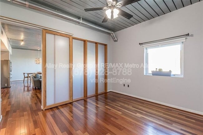 Building Photo - 620 Glen Iris Dr NE