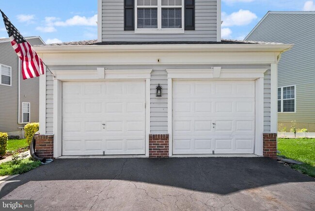 Building Photo - 6050 Smooth Stone Pl