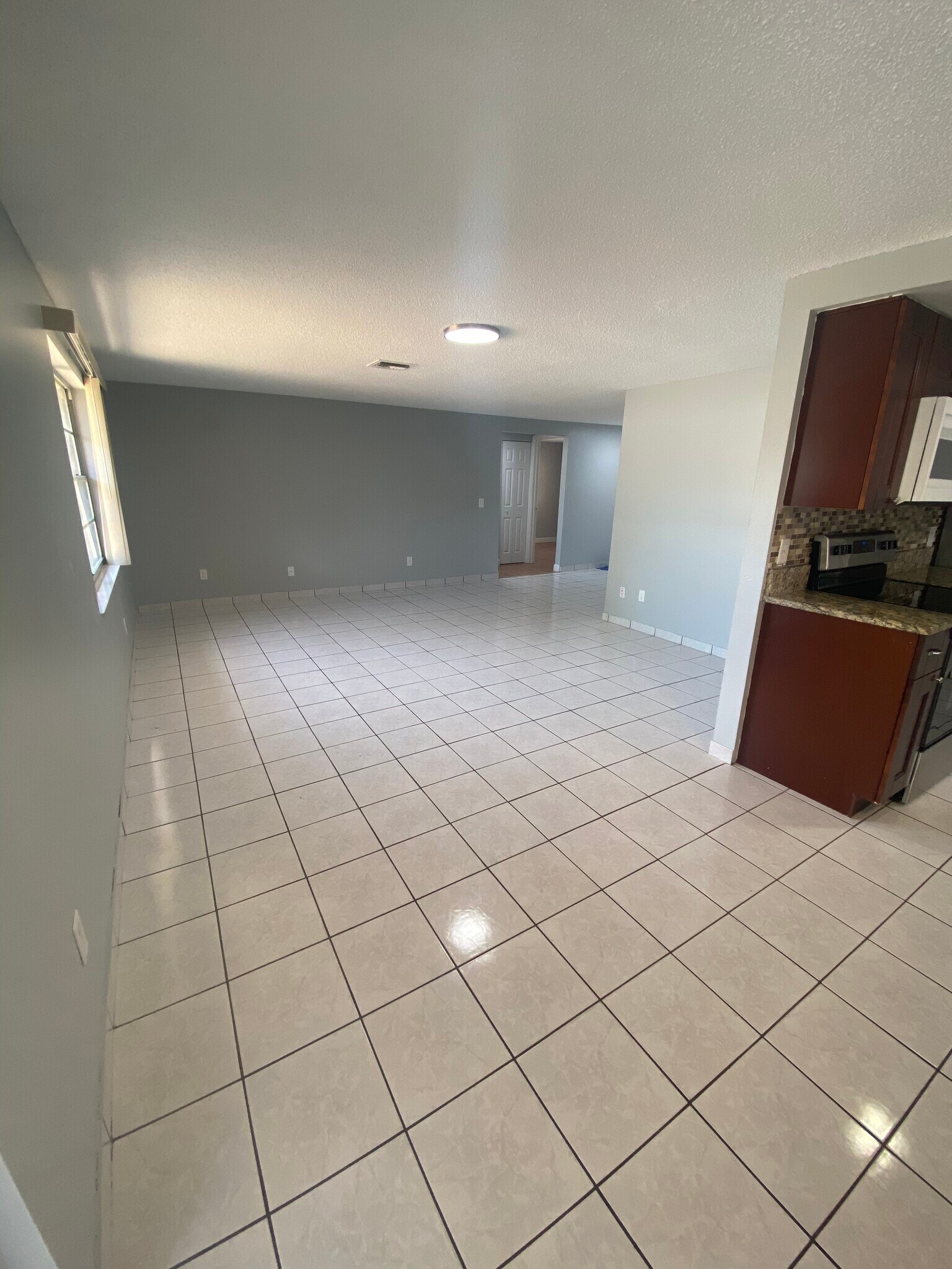 Building Photo - 12703 Alida Pl